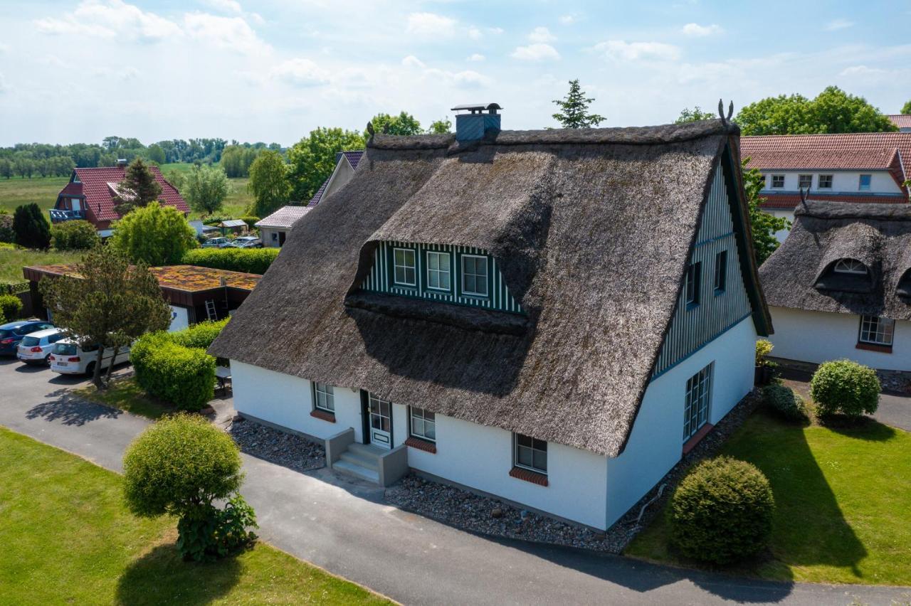 An Der Steilkueste Finnhuette 03 Boltenhagen  Exterior photo